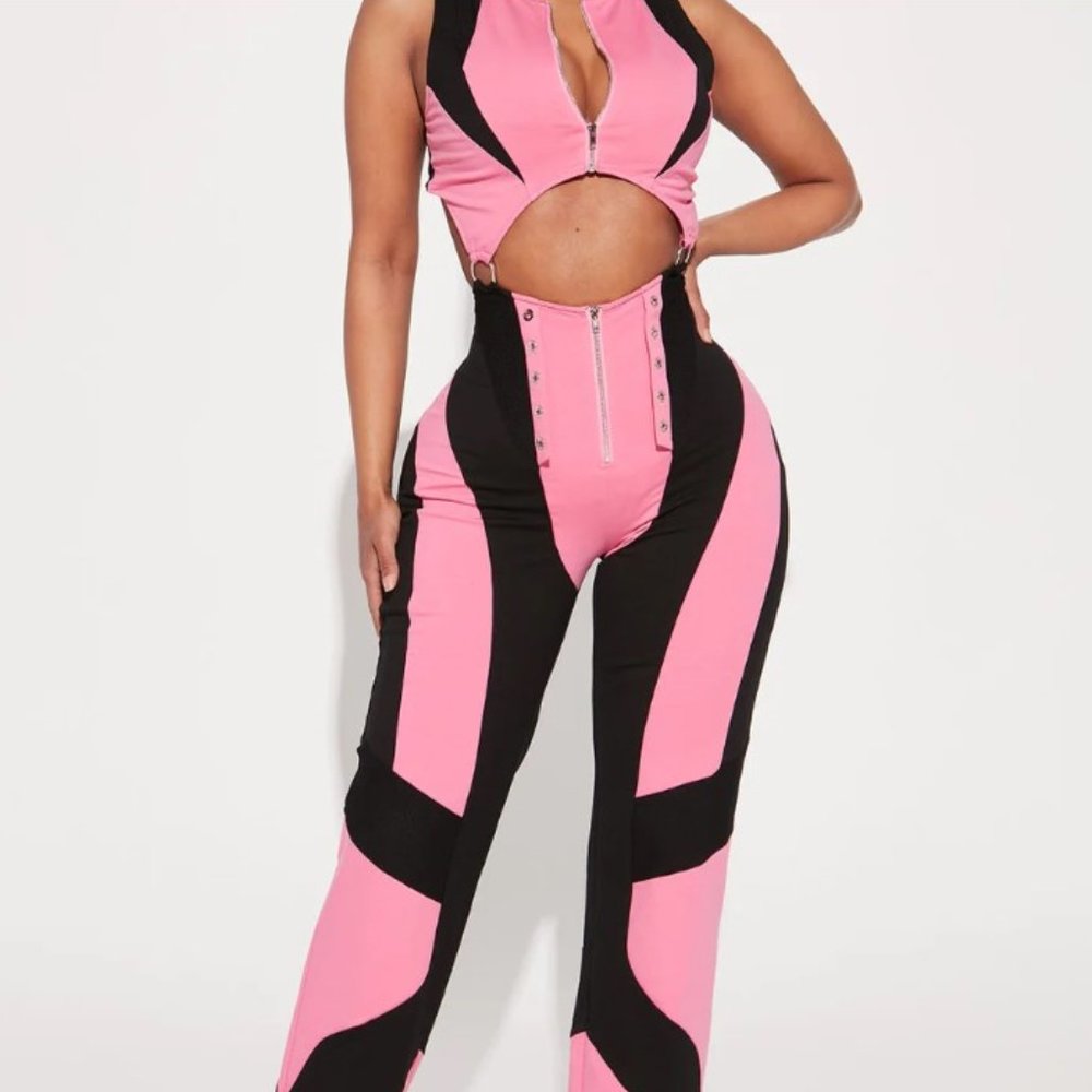 Jumpsuit colorblock moto black pink Fashon Nova cut outs, mesh sides
